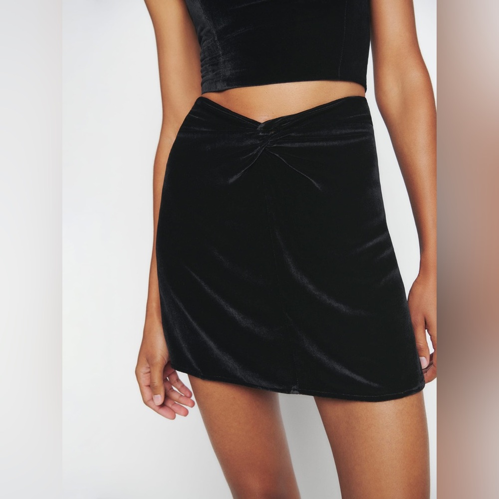 Reformation Harri Velvet Skirt